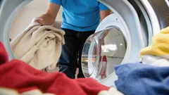 Lavagem em 30 minutos: especialistas explicam por que o modo rápido nem sempre é eficaz